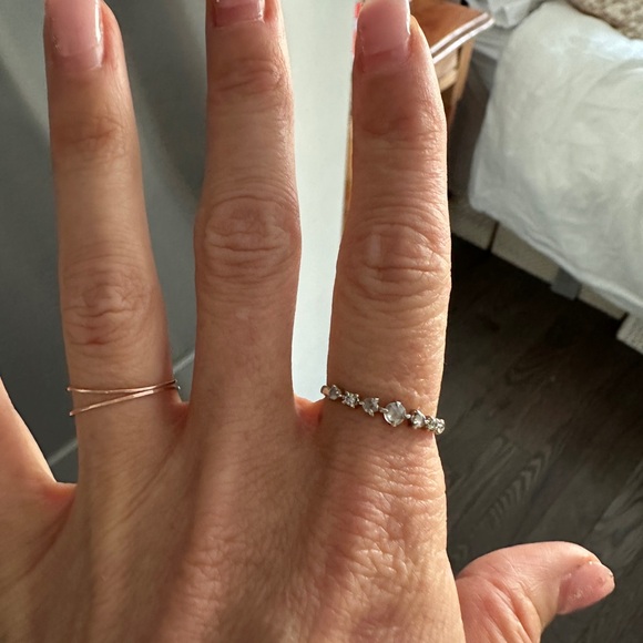 Catbird Snow Queen ring mint condition! Diamonds and 14k white gold. - Picture 3 of 3